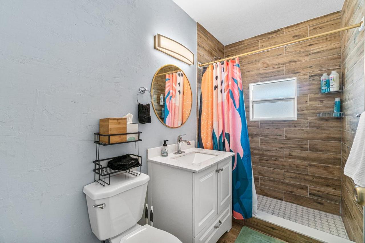 Steps To Beach & Downtown! Spacious Beach Bungalow #2 Lake Worth Beach Eksteriør bilde